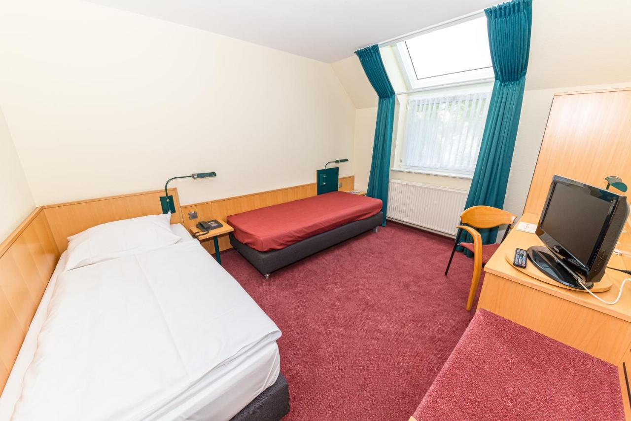 Akzent Parkhotel Trebbin Екстериор снимка