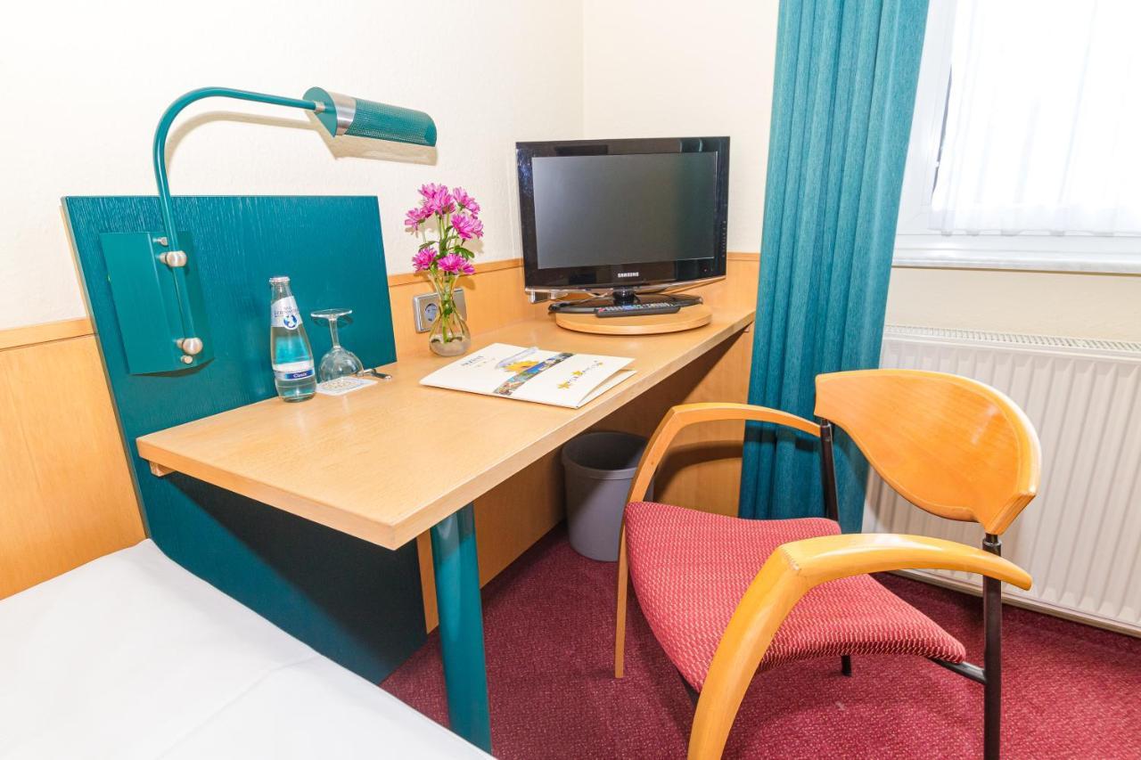 Akzent Parkhotel Trebbin Екстериор снимка