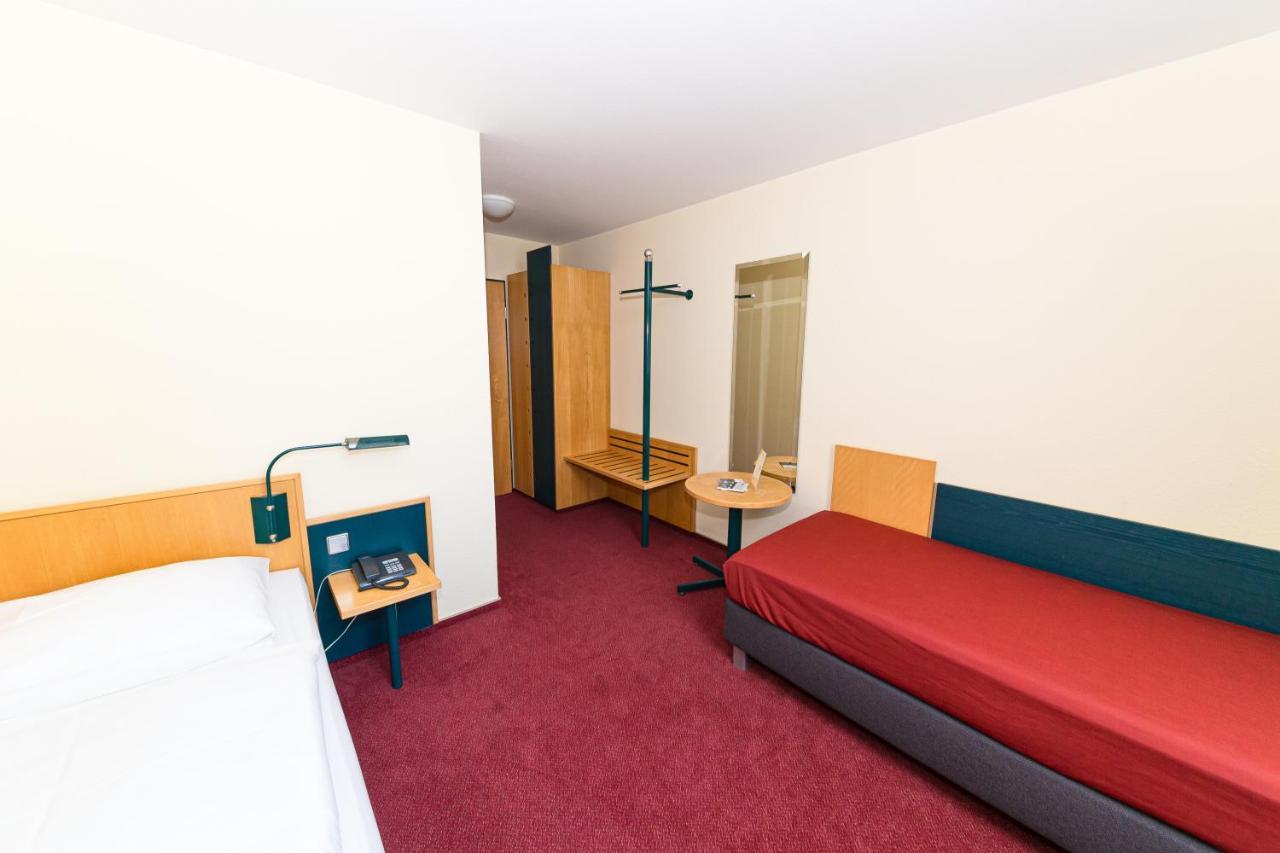 Akzent Parkhotel Trebbin Екстериор снимка